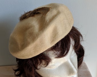 Pillbox Hat Beret - Party Headwear, 1950s Vintage Hat, Perch Hat, Tilt Hat by Valerie Modes - Wool Felt hat