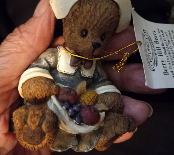 Vintage Berry Hill Bears Figurine, Young's Inc. Collectible