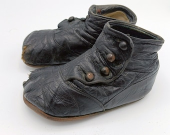 Antique Baby Leather Button Shoe, Victorian Toddler Shoes, Black Leather, 19th Century handmade Baby Leather Shoes, Worn Baby Button Shoes