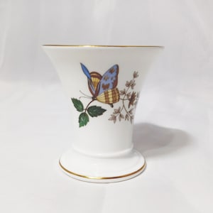 Wedgwood Fine English Bone China Vase or Posey Pot Charnwood Pattern - Vintage 3.5 Inch Bud Vase, Made in England, Gift for Her