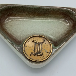 Large Vintage Ceramic Ashtray, Mid Century Modern - The Hyde Park No. 1940 Made by Roseville Pottery with Metal Monogram - Tobacciana