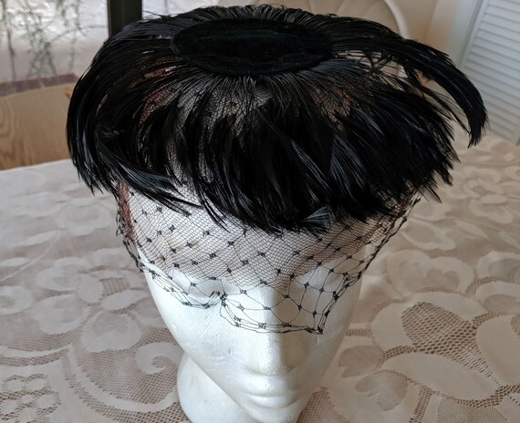 Feather Tilt Hat - Mid Century Feather Hat with D… - image 5