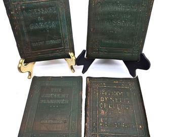 Libros de cuero en miniatura: Pequeña biblioteca de cuero de la década de 1920