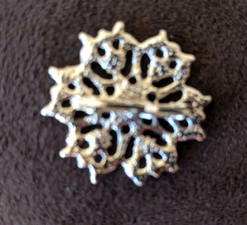 Starburst Pin Small Brooch Silver Flower Shaped Pin Vintage Jewelry