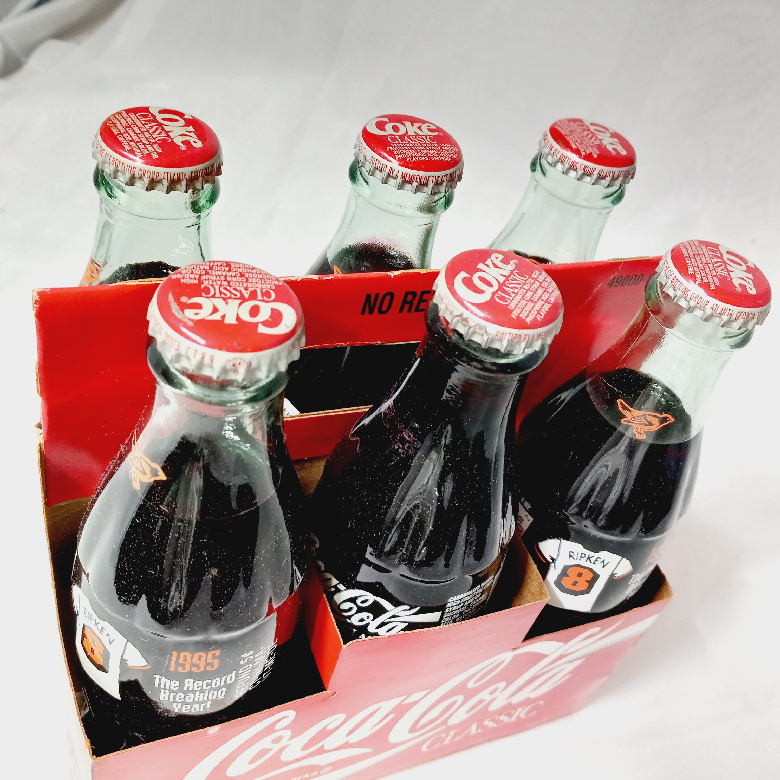 1995 Coca Cola Six-pack of 8 Oz Glass Bottles - Record Breaking