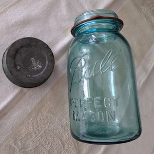 Blaues Einmachglas mit Zinkdeckel, Einmachglas 1923-1933
