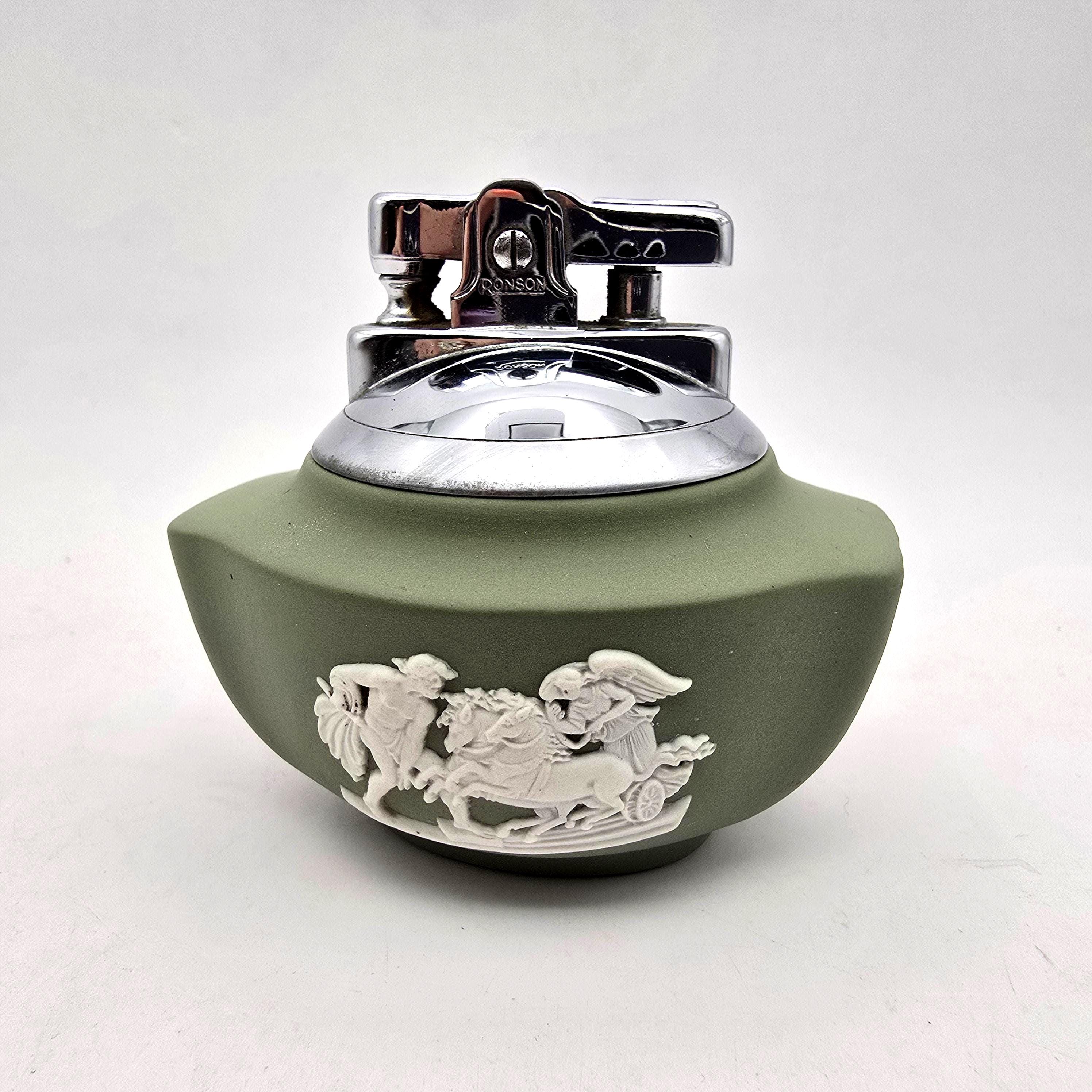 Wedgwood Lighter