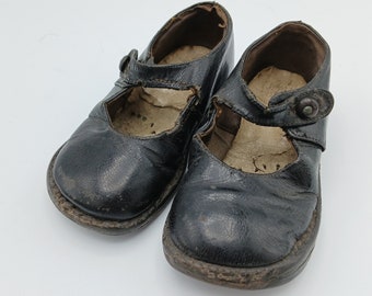 Antique Baby Leather Button Shoes: Victorian Mary Janes, Photo Prop