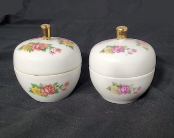 White Flowered Lidded Trinket Dishes, Pink Roses and Yellow Daisies Covered Tiny Ceramic Boxes, Vintage Flowered Trinket Bowls with Lid