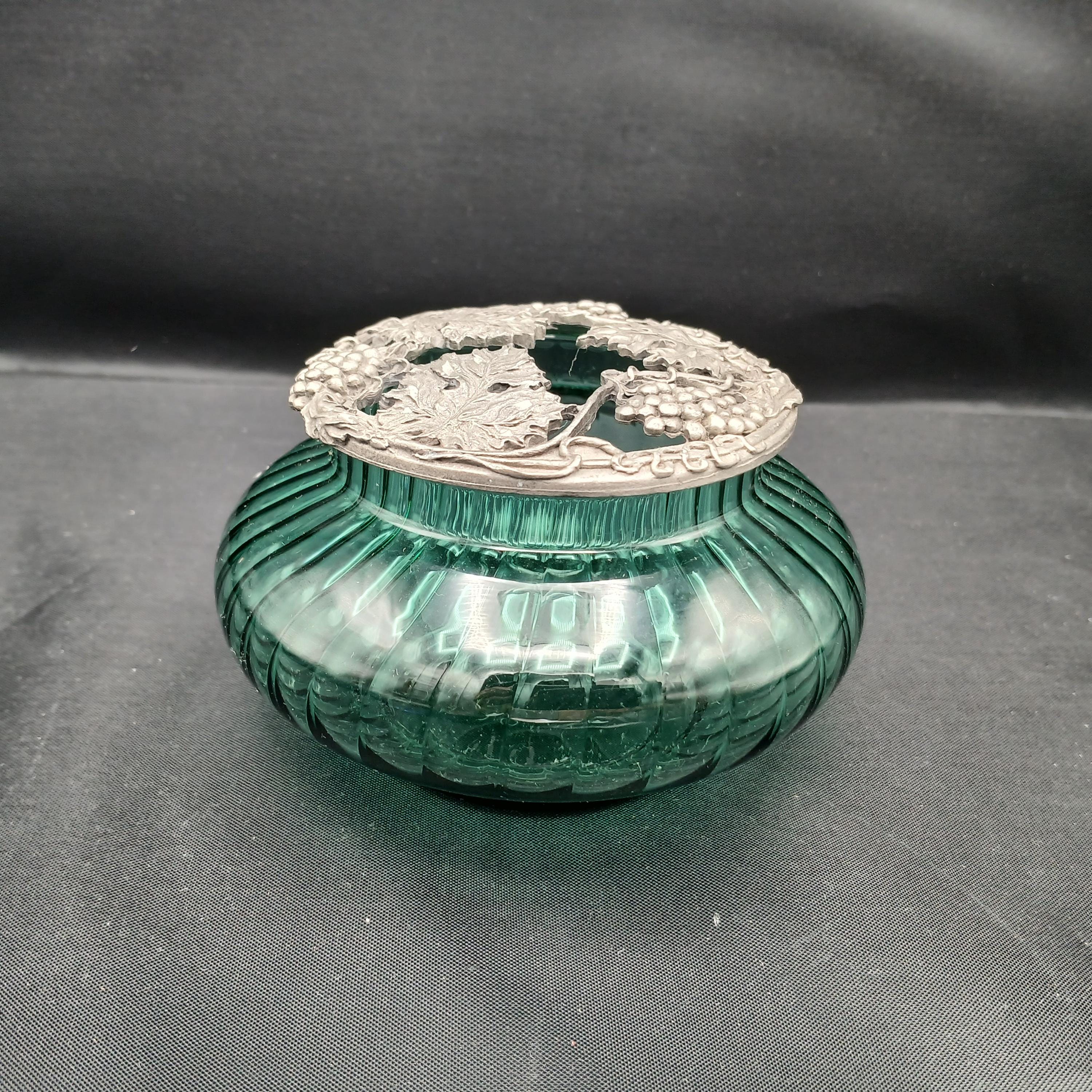 1991 Rawcliff Pewter and Glass Trinket Dish, Grapes and Leaves Lid