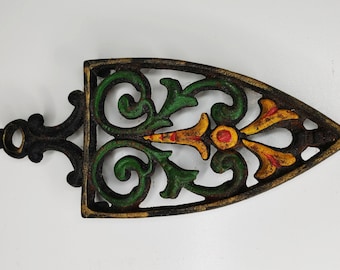 Iron Trivet, Painted 3 Legged Trivet in Clothing Iron Shape - Kitchen, Laundry Décor - Wall Décor - Hot Pot Holder