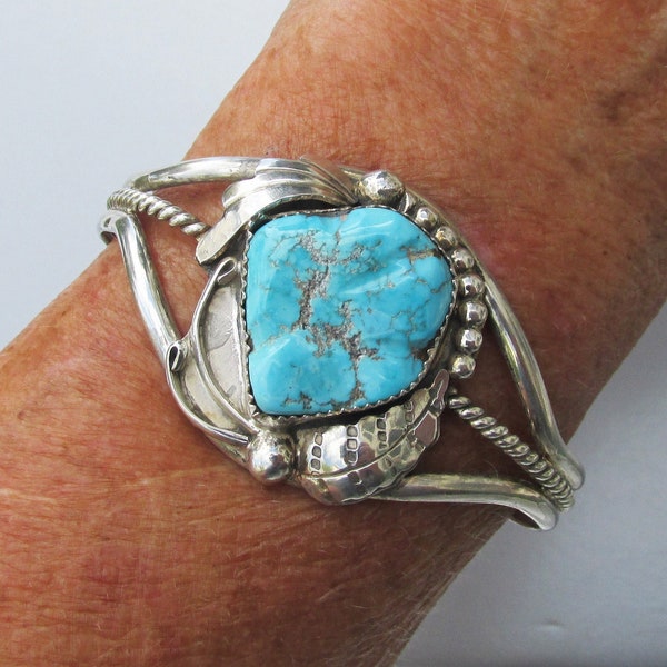 Vintage Native American Navajo Signed R. Long Sterling Silver Turquoise Cuff Bracelet