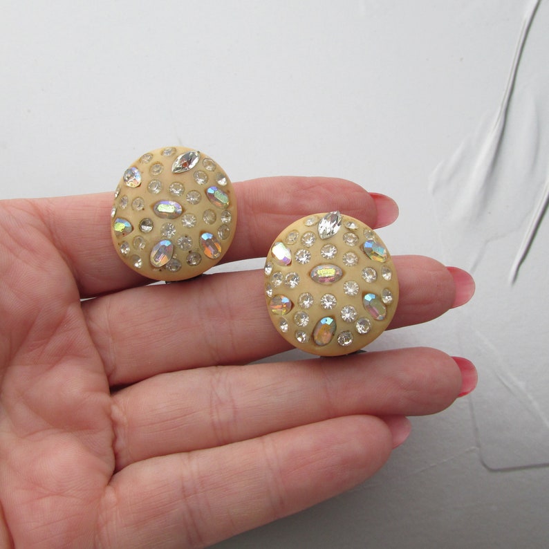 Signed WEISS Vintage Thermoplastic Aurora Borealis Rhinestone Clip Earrings