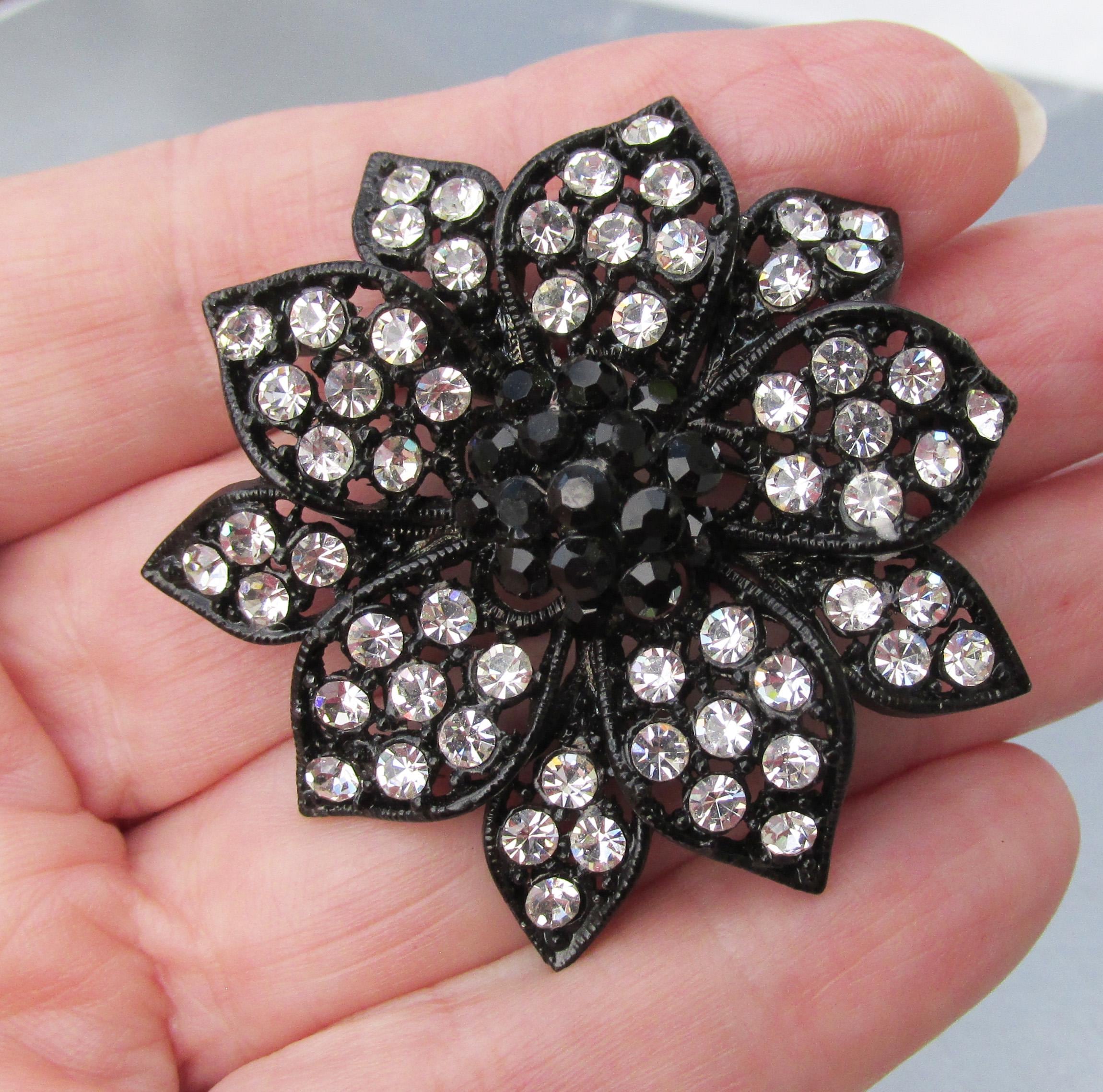 Vintage Brooch 1960s - Etsy