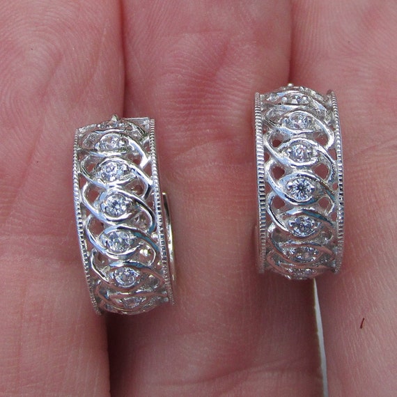 Sterling Silver Faux Diamond Cubic Zirconia Petit… - image 1