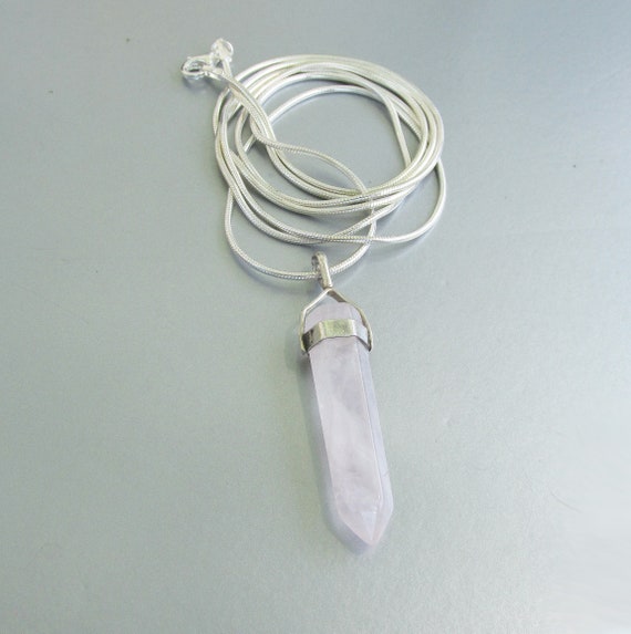 Sterling Silver & Rose Quartz Crystal Vintage Amu… - image 4