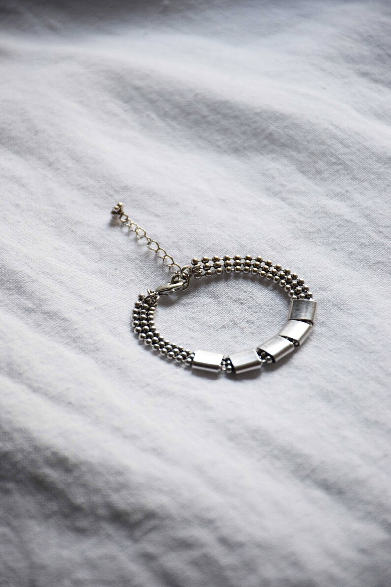 Bracelet chaîne et anneaux laiton argent image 3