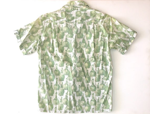 SANDCOMBER Wicker Bottle Tiki Resort Shirt. Sz M. - image 2