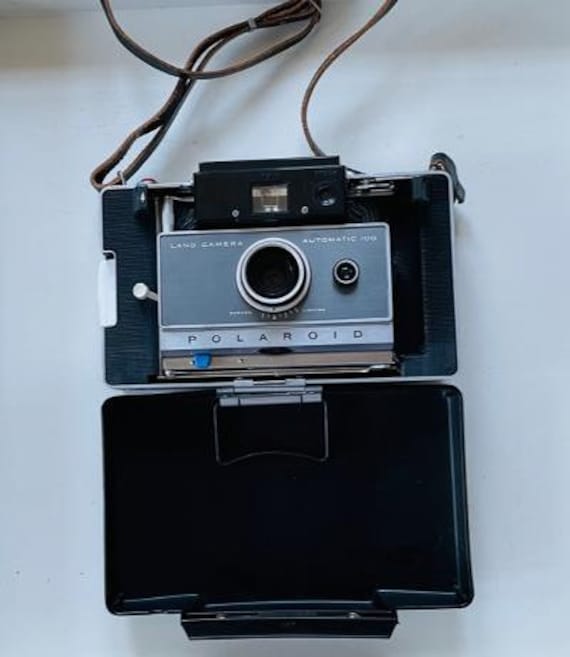アンティーク ポラロイドカメラ LAND CAMERA 100 アンティーク ポラロイドカメラ LAND CAMERA 100 POLAROID LAND