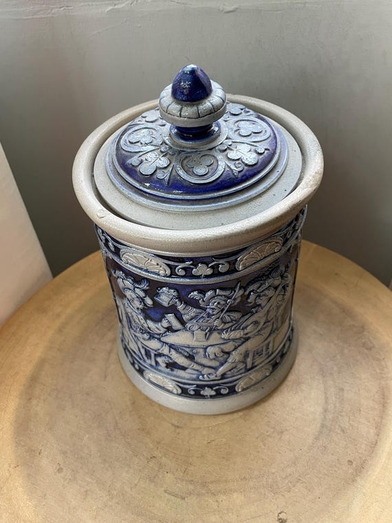 vintage ceramic tobacco jar Antique Pottery with Brass Lock Fitting on Top Mad At Auction: Vintage Majolica Tobacco