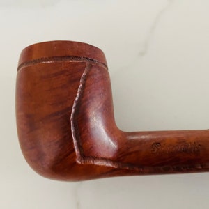 Vintage carved wooden tobacco pipe