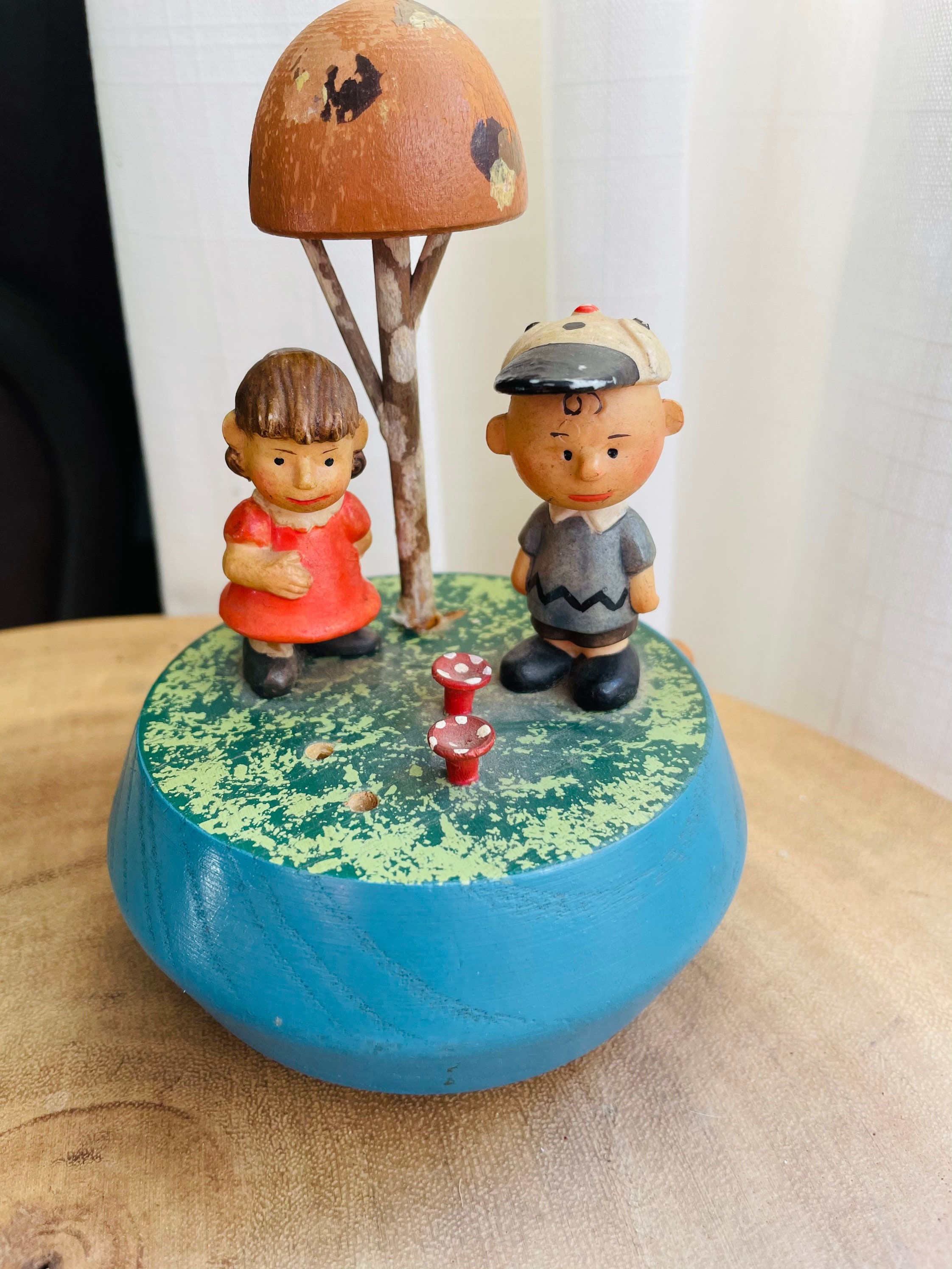 Music Boxes Collectibles 1972 LUCY Peanuts ANRI Italy Wood Charlie