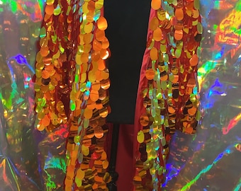 Kurtka Glittery Jacket w kolorze Jumbo Sequin w kolorze opalizująco-pomarańczowym / szlafrok z cekinami od Glitter Trove