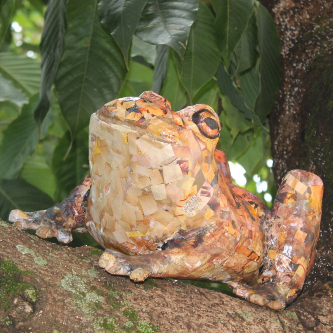 Frog Sculpture Paper Mache Frog Papier Mache Frog Frog Home Etsy Norway