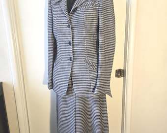 1940s Bold Look Skirt Suit: Wild Houndstooth Pattern, As Is