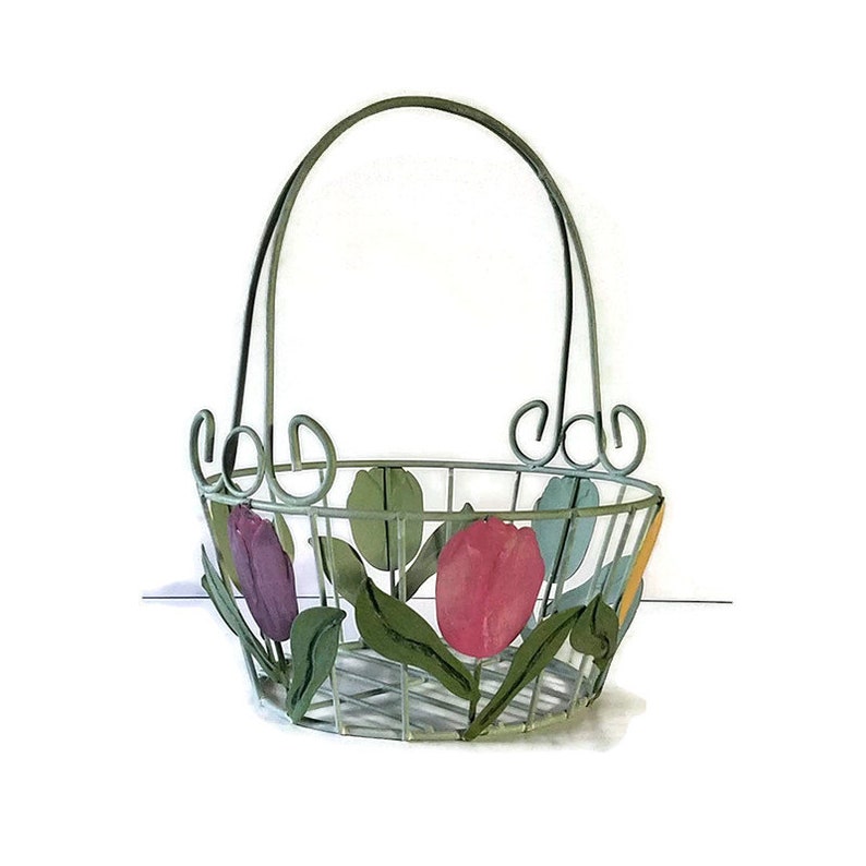 Vintage wire Easter Basket Metal Easter basket spring basket Etsy