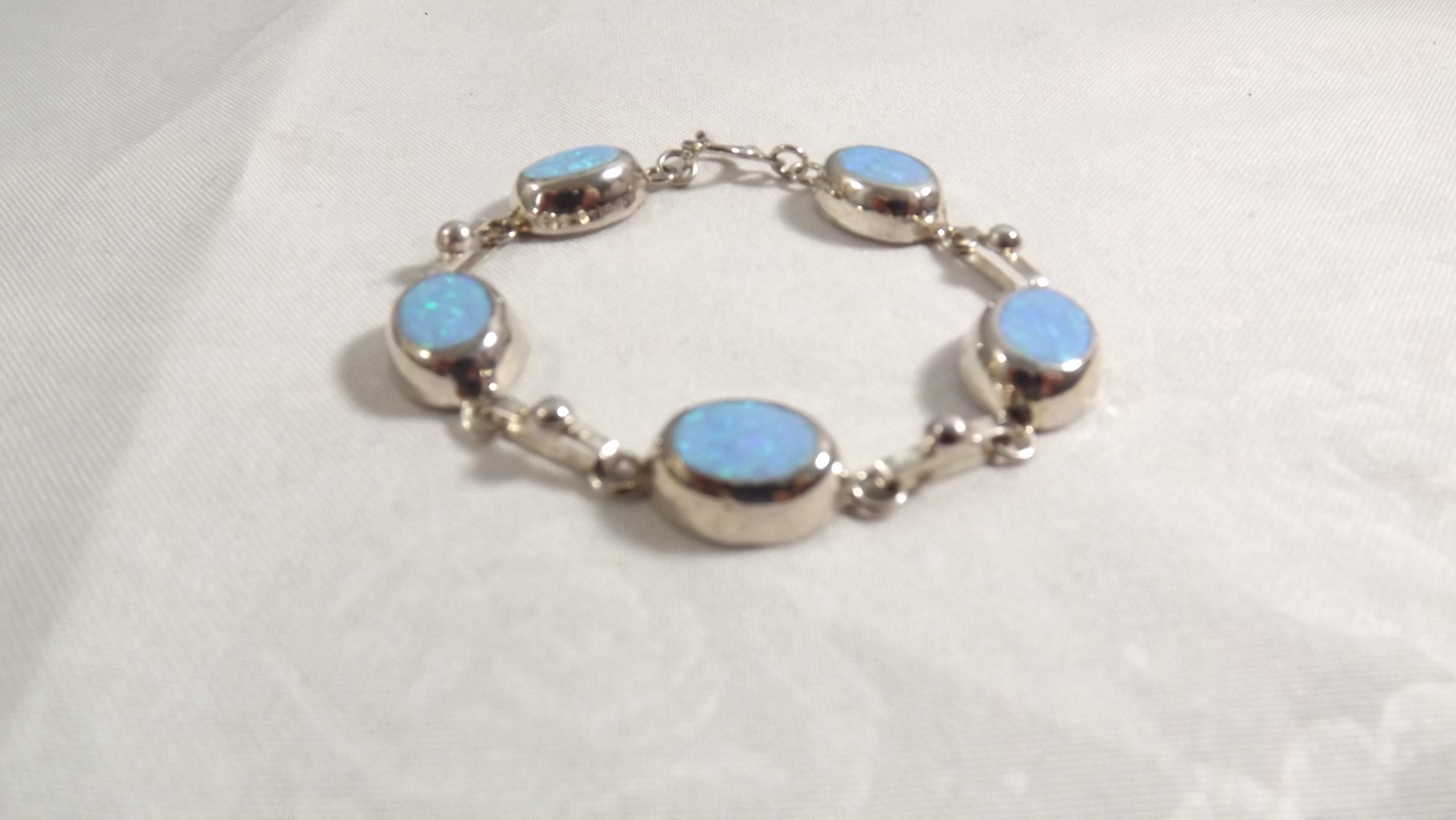 Bracelet en argent sterling avec plusieurs pierres précieuses du mexique