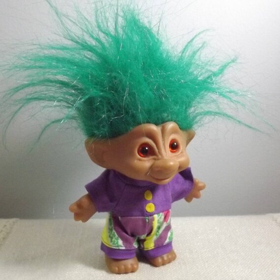 green hair troll