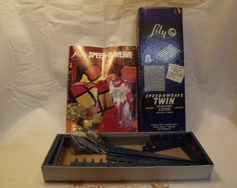 Vintage Lily Speed-O-Weave Twin, Handicraft Adjustible Weaving Loom, Original Box Art All Intact with Instructions, Art.817 Loom
