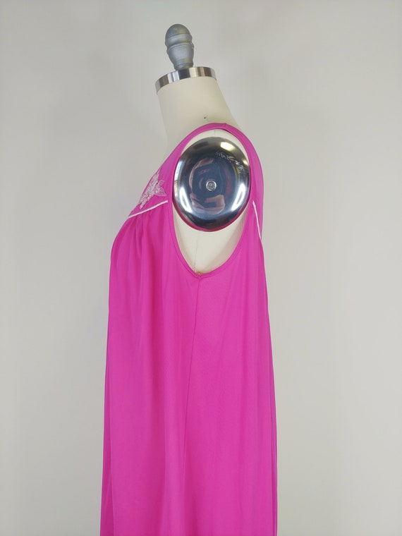 1960s Fuschia Pink Nylon Chiffon Nightgown | Vint… - image 6