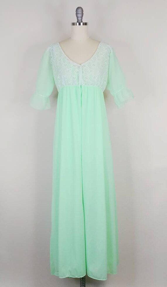 1970s Lime Green Nylon Chiffon Peignoir Set Vintage… Gem
