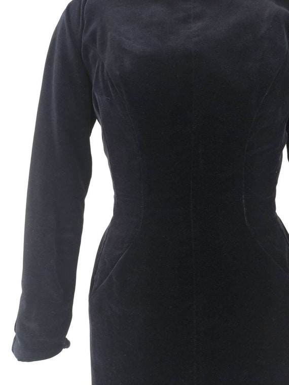 1950s Black Velvet Wiggle Dress  | Vintage 50s Ve… - image 4