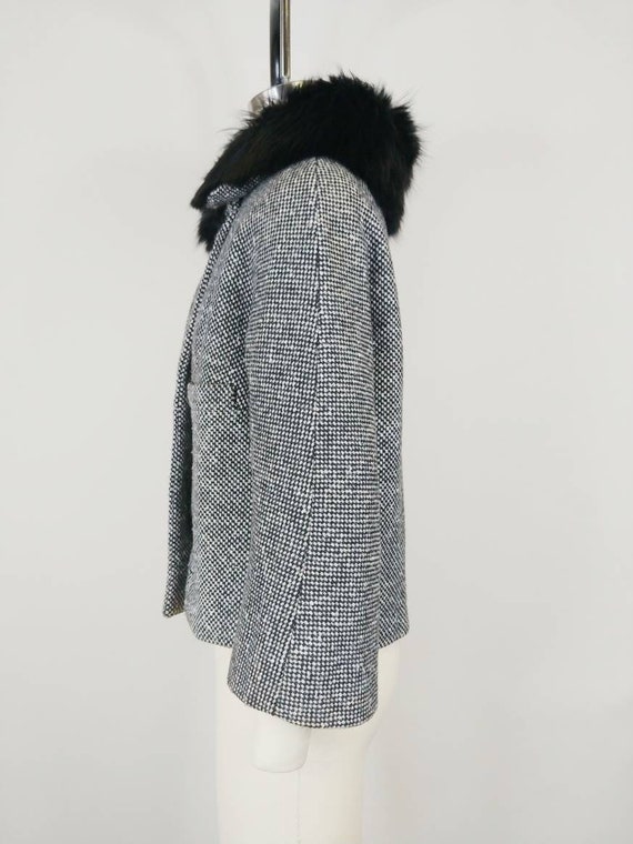 1960s Black and White Wool Tweed Fur Collar Suit … - image 6