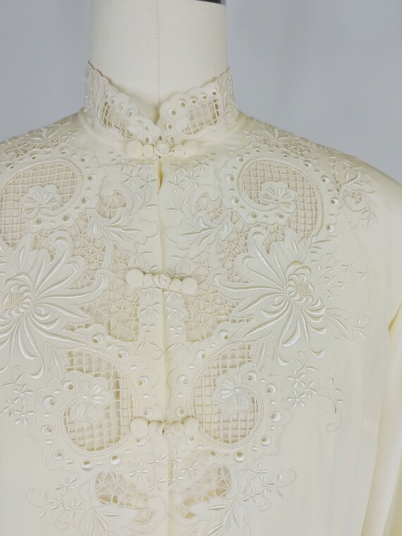 1970s Chinese Hand Embroidered Silk Blouse | Vint… - image 3