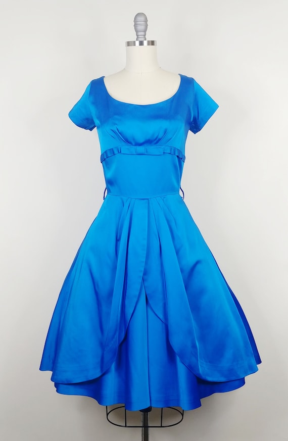Old fashioned blue dress cheap