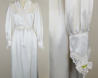 1980s White Satin Robe | Vintage 80s does 40s Dressing Gown | Women's Loungewear