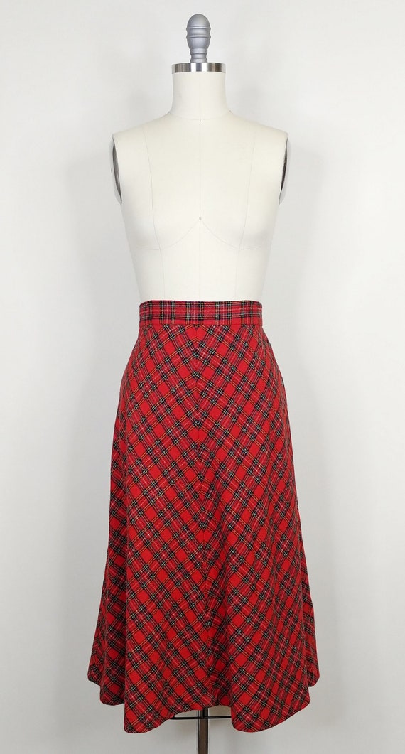 1970s Red Tartan Plaid A Line Wool Skirt | Vintag… - image 2
