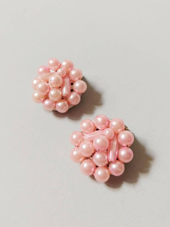 1960s Pink Pearl Bead Clip On Bauble Earrings | V… - image 2