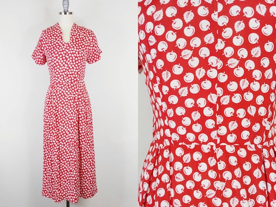 1940s Apple Novelty Print Rayon Dress | Vintage 4… - image 1