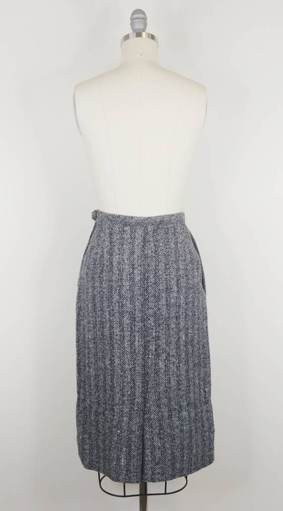 1950s Black White Blue Flecked Tweed Skirt | Vint… - image 6