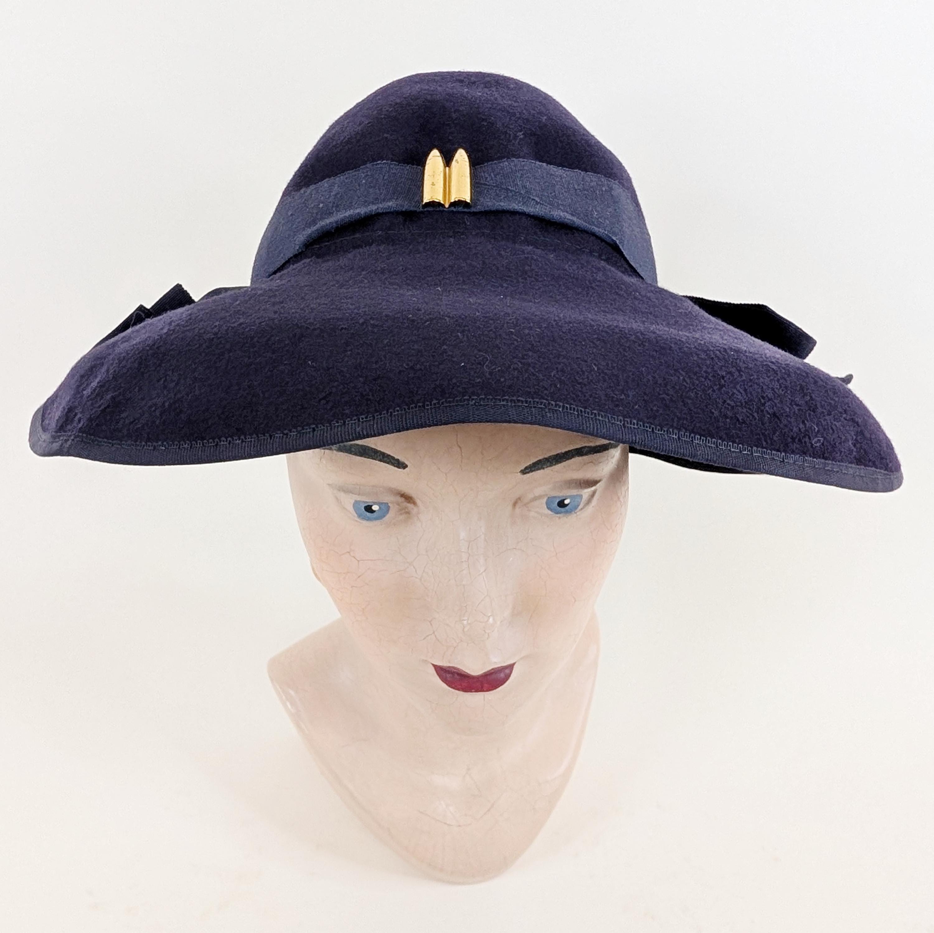 REMARKABLE 1930S\' NAVY CRIN CAP WITH NAVY FELT BOWS & SPIDER VEIL 1930s Navy Blue Hat - Etsy main image 3