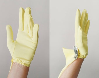 1960s Light Pastel Yellow Nylon Wrist Gloves | Vintage 60s Stretch Gloves | Womens  Accessories Size 6 6.5 7 7.5