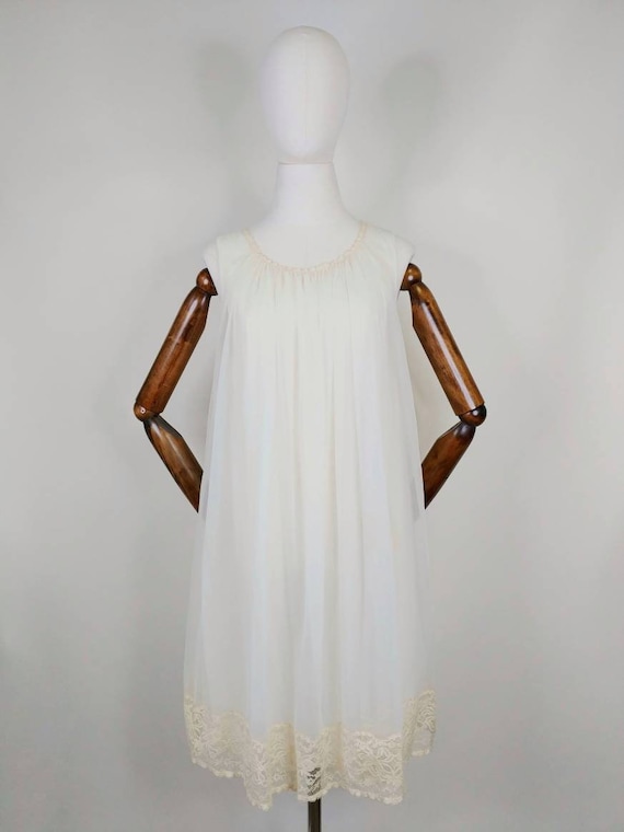 1960s Vanity Fair Double Layer Chiffon Peignoir Set |… - Gem