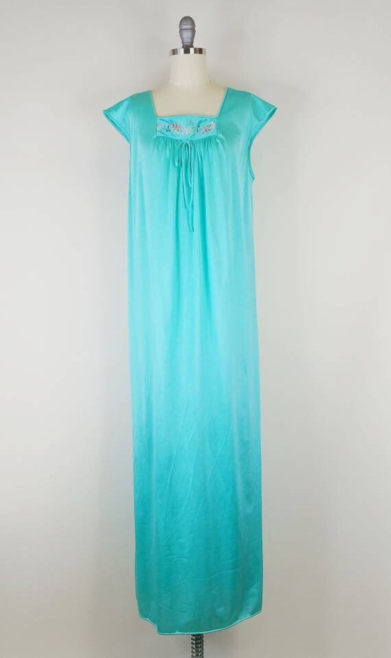 1980s Seafoam Green Nylon Nightgown | Vintage 80s… - image 2