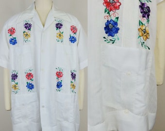 Vintage 1970s Guayabera Mexican Embroidered Men's Shirt