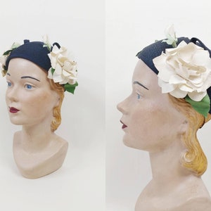 1950s Navy Blue Straw Hat | Vintage 50s Magnolia Floral Topper | Women's Hats